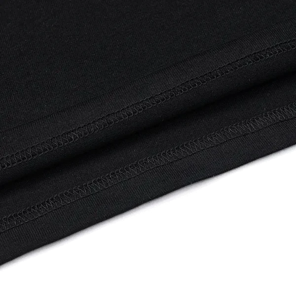 T-Shirt Web Black - Streetwear with Iconic Web Design